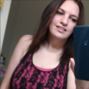 Meet your Posher, Stephanie